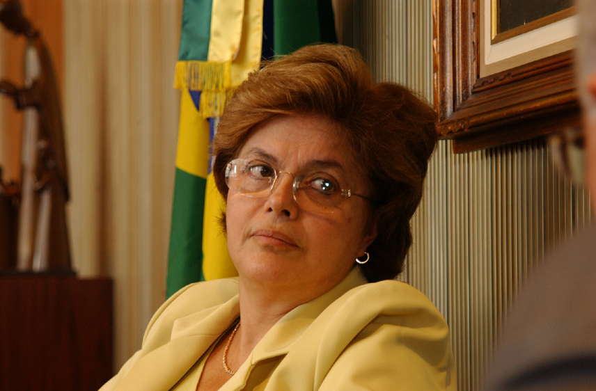 Ministra de Minas e Energia, Dilma Rousseff<a style='float:right;color:#ccc' href='https://www3.al.sp.gov.br/repositorio/noticia/hist/Dilma close.jpg' target=_blank><i class='bi bi-zoom-in'></i> Clique para ver a imagem </a>